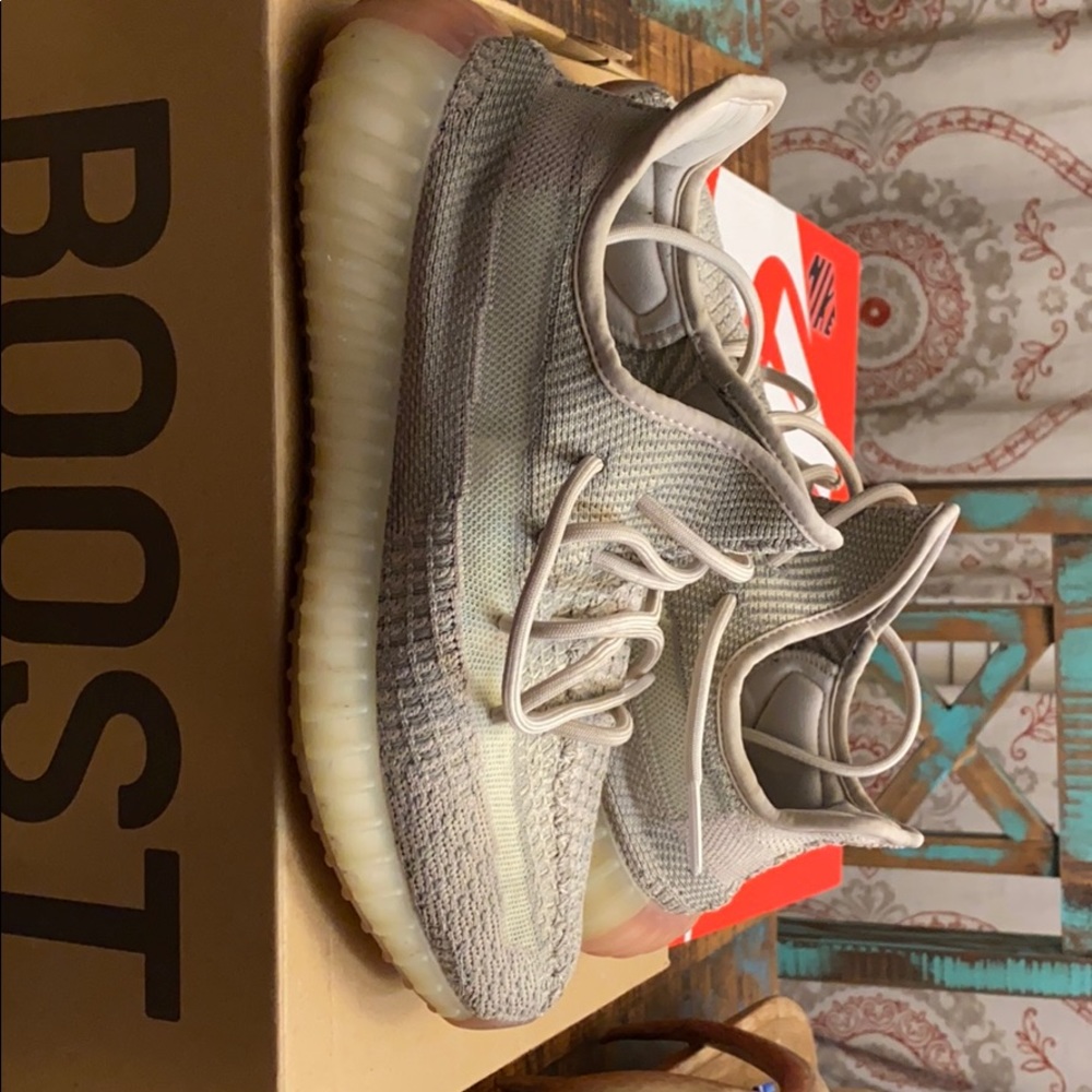 Yeezy boost 350s